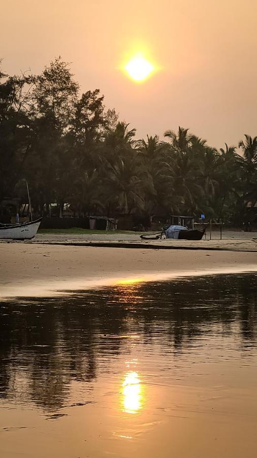 Cocos Beach Resort ปาโลเลม ภายนอก รูปภาพ