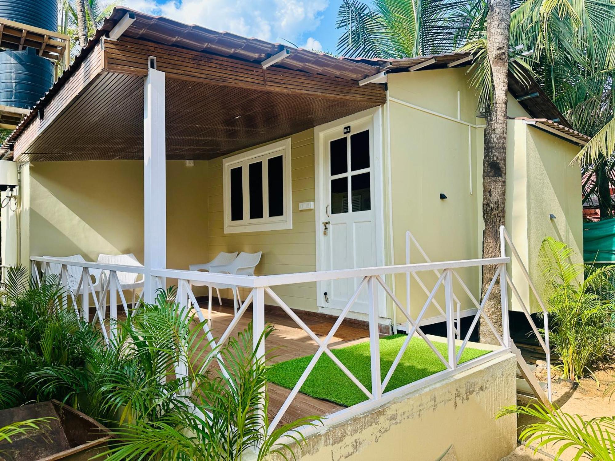 Cocos Beach Resort ปาโลเลม ภายนอก รูปภาพ